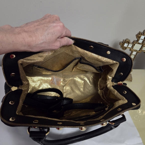 Frosting By Mary Norton Black Frame Top Satchel - Picture 4 of 10